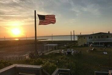 Отель Hampton Ocean Resort