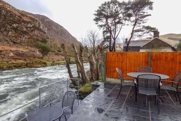 کلبه 4 Adwy R Nant