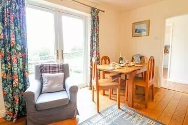 Barks Cottage