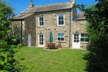 Cross Beck Cottage