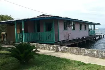 Karma On The Water   Hostel
