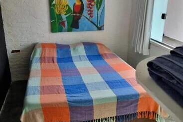 هاستل Guest House Ilhabela Cocaia