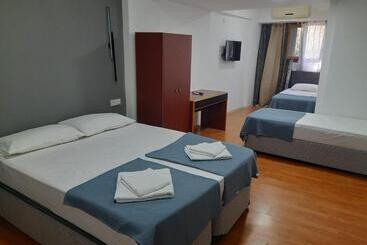 Ephesian Hotel & Guesthouse