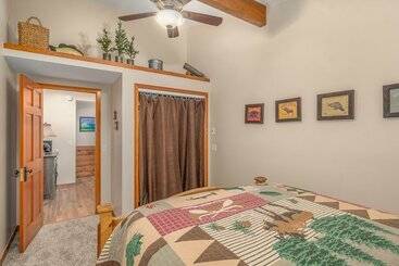 بيت ريفى Lazy Elk Retreat   3 Br Cabin