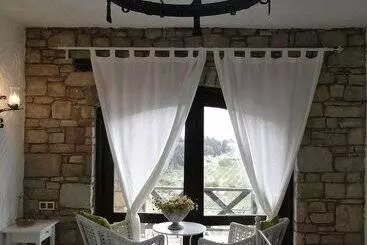 Hotelli The Stone Castle Boutique