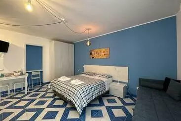 ベッドアンドブレックファースト Santa Lucia