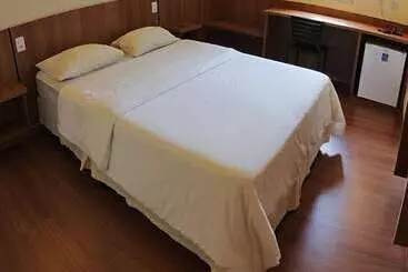 Bernal Hotel Econômico