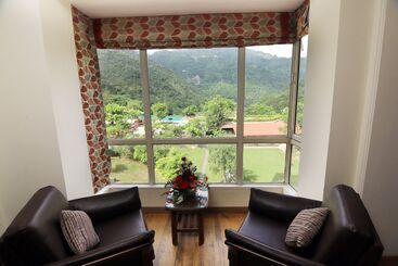 هتل Luxury Aloha Apartments