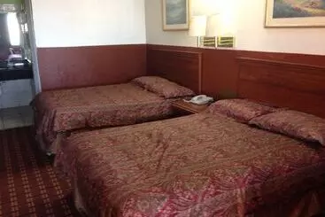 モーテル Executive Inn