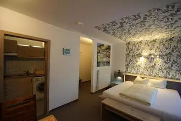 Отель Atrium Garni