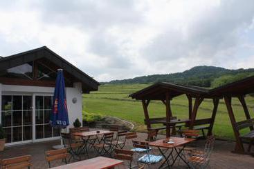 ホテル Garni Milseburg