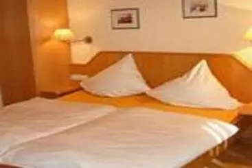 Отель Athena Palace