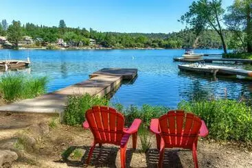 ツーリストアパートメント Pet Friendly Hart Lake House Cabin