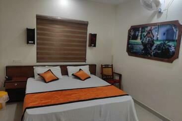 Hotel Pms Dhabi Residency