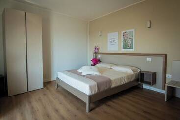 בית מלון כפרי Dimora Donna Dora   Albergo Diffuso