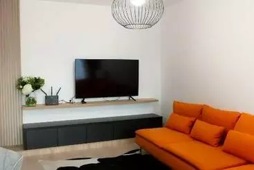Appartements touristiques Lovely Apartment In Brasov