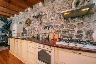 Ferienwohnungen Authentic Boka House With Artistic Soul