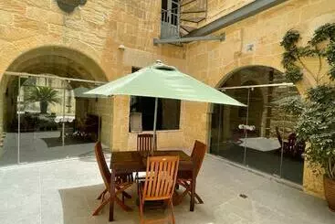 آپارتمان‌های توریست‌ها Naspli   Qala Gozo