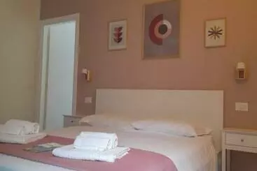 ペンション Ca  Del Vino Rooms  Varzo