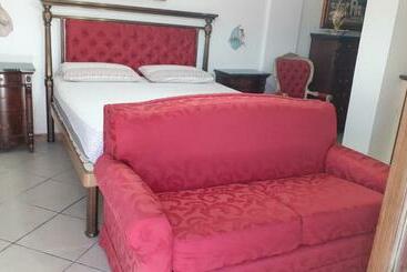 پانسیون Villa Del Principe