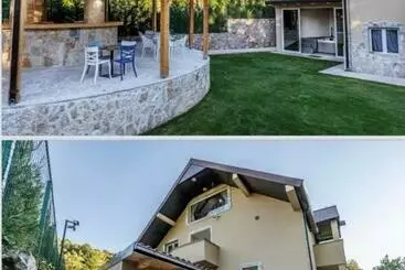 آپارتمانهای توریستها Family Spa Apartments Sunny&shiny