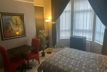 ベッドアンドブレックファースト Bnb