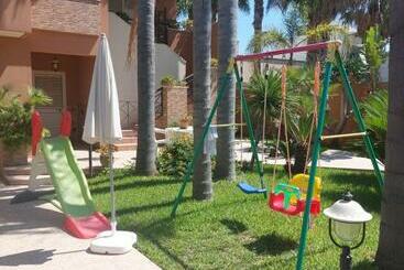 公寓式酒店  Casa Con Giardino Giacalone