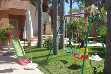 هتل آپارتمان Casa Con Giardino Giacalone