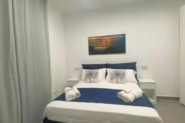 ベッドアンドブレックファースト Porta Saracena Rooms