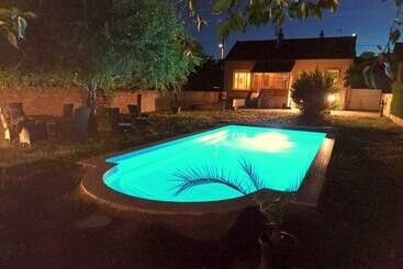 דירות לתיירים Gîte Moulins, 4 Pièces, 6 Personnes Fr 1 489 390