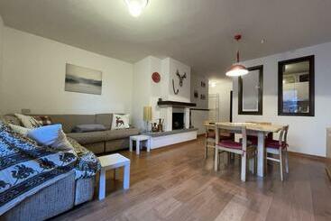 Apartamenty turystyczne 024 Trilocale, Giustino