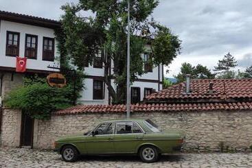 Bed and Breakfast Yedekcioğlu Konak