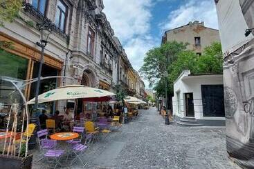 آپارتمان‌های توریست‌ها Centrul Vechi Old Apartments In Bucharest