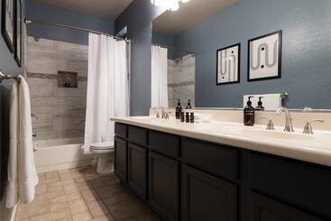 آپارتمان‌های توریست‌ها Dwight By Avantstay Blissful Serene Oasis Pool Firepit Entertainers Patio