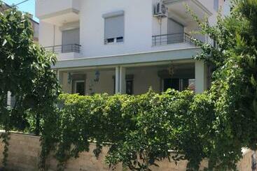 Apartamentos turísticos Müstakil Bahçeli Denize 3 Dk Triplex Villa