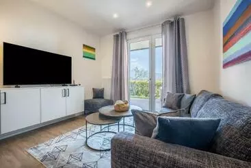 Turistihuoneistot Suite Perlago