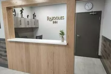 Retkeilymaja Razoolies Inn