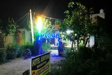 Hotell Spot On Ashiyana Bharatpur