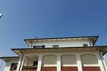 Majatalo Villa Flora Affittacamere