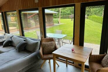 Turistlägenheter Bungalow No 5 Müllrose 800 Meter Zum See