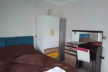 アパートホテル Mira Residence