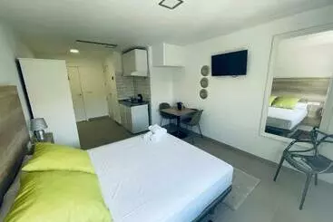 Apart Otel Villamartin Hotel Ghb