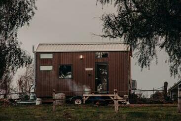 Turistlägenheter Gums N Roses By Tiny Away