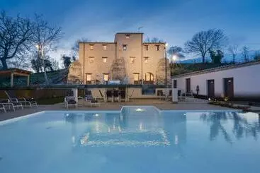 Majatalo Dolf   Porta Gemina