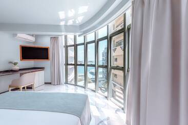 هتل Marukab Plaza