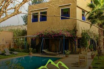 Bed and Breakfast Dar Tirardine