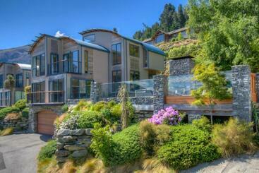 דירות לתיירים Belfast Retreat   Views And Spa Pool