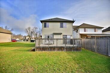 آپارتمانهای توریستها Beautiful Fallsview Home