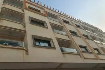 ツーリストアパートメント Nador Hay Al Matar