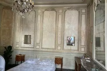 Bed and Breakfast Hôtel Du Marquis De Broc